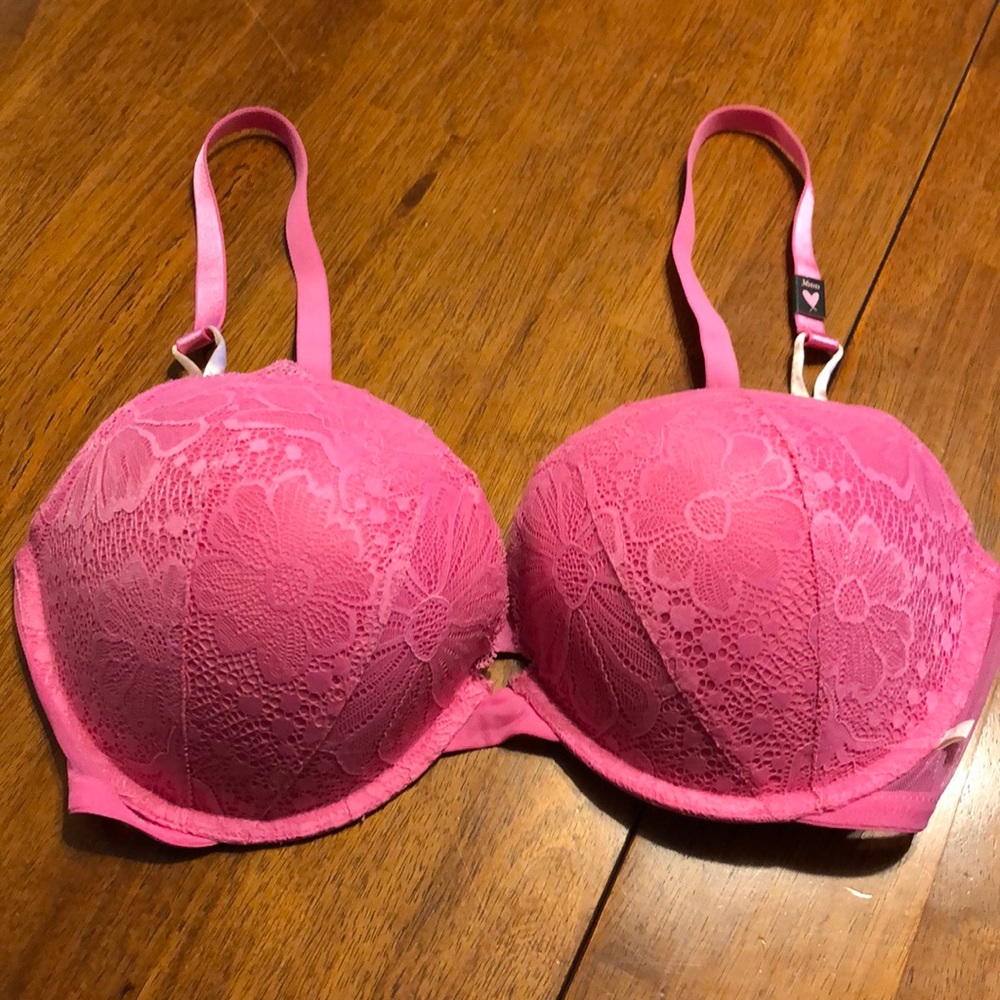 Victoria’s Secret Pink Lace Push Up Bra